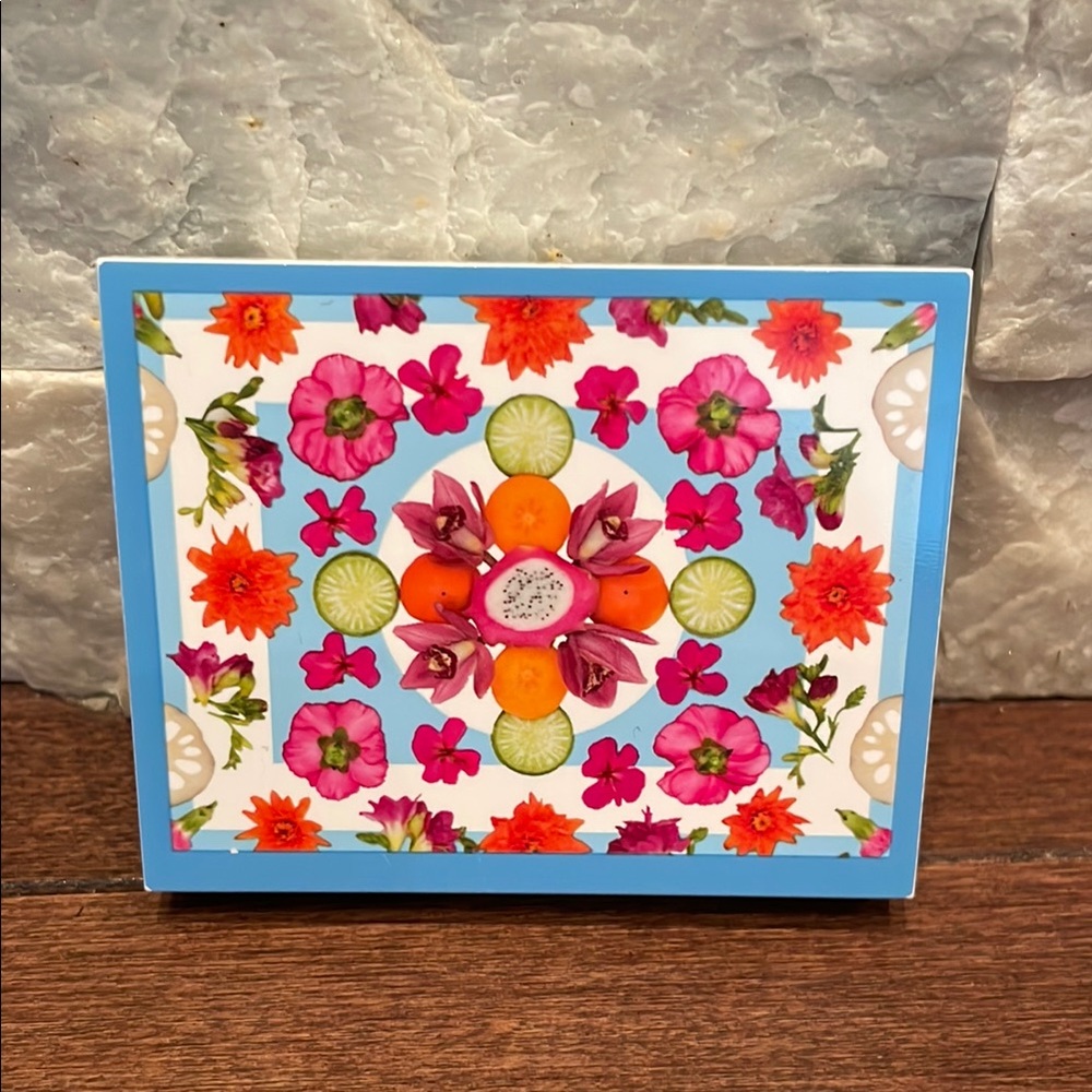 Estée Lauder Floral and Fruit Art Print Bronzer NEW
